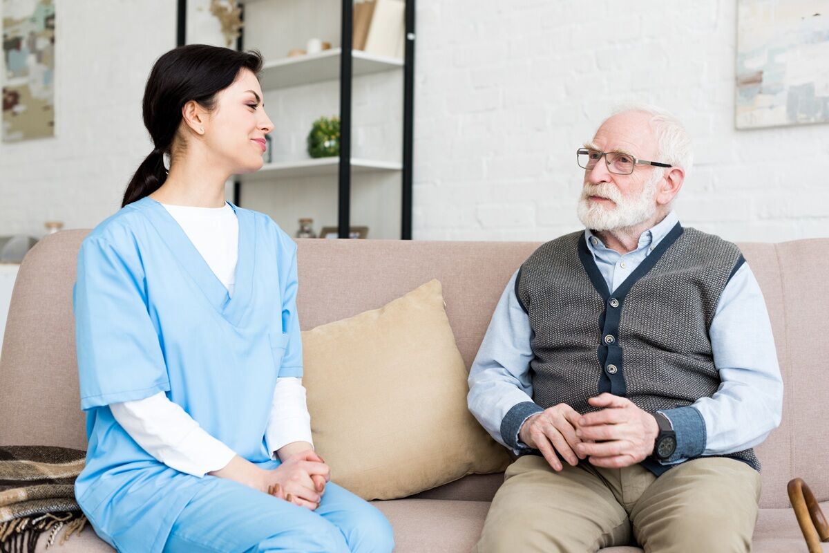 how memory care supports seniors with anxiety disorders