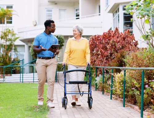 Why Assisted Living Homes Are Ideal for Seniors with Mobility Issues